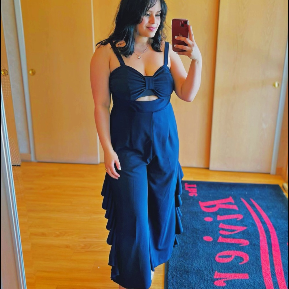 Meet your Posher, Valeria